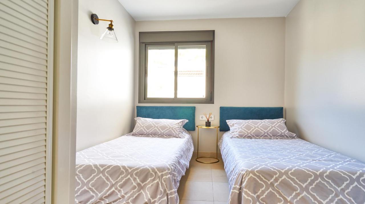 Sea View Penthouse, Pool, Privacy, Benalmadena Apartment Bagian luar foto